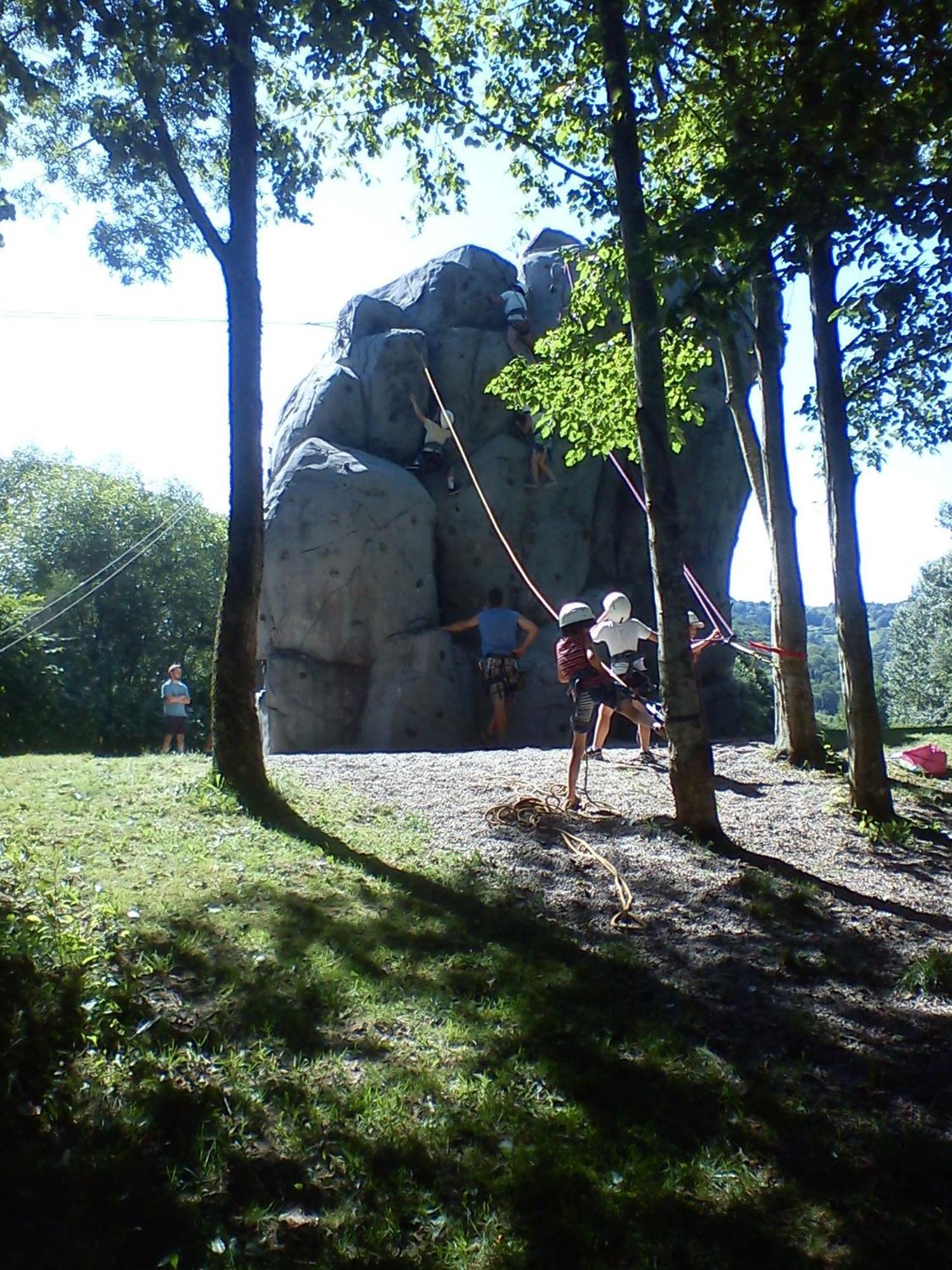 Camping Base De Loisirs Du Lac De La Moselotte Saulxures-sur-Moselotte Buitenkant foto