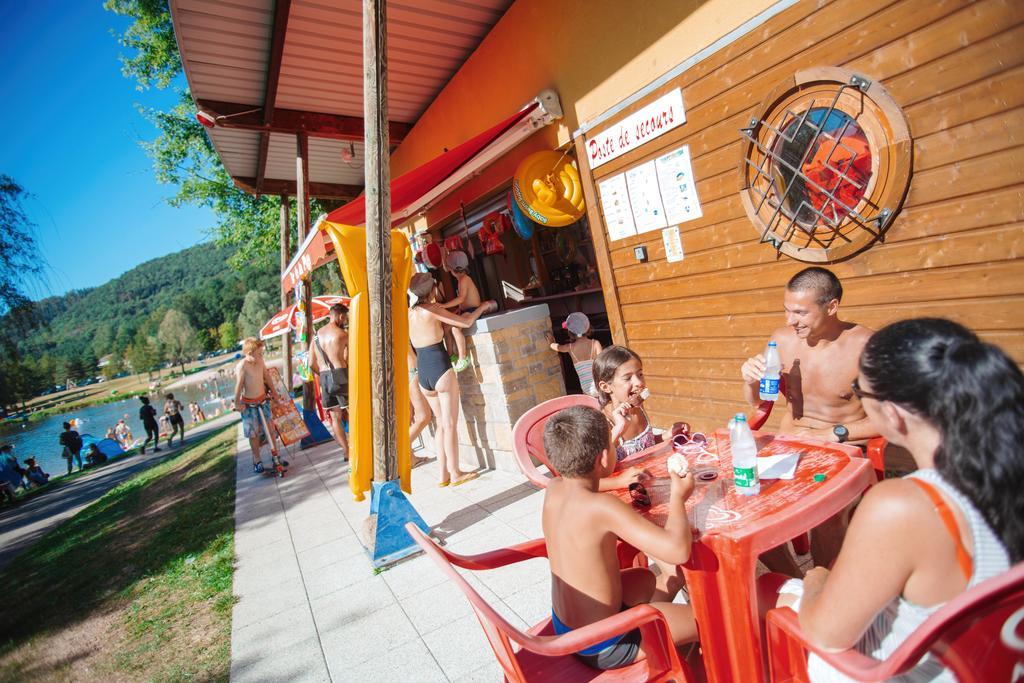 Camping Base De Loisirs Du Lac De La Moselotte Saulxures-sur-Moselotte Buitenkant foto