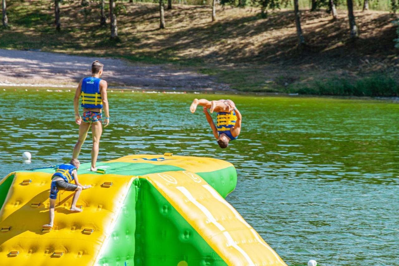 Camping Base De Loisirs Du Lac De La Moselotte Saulxures-sur-Moselotte Buitenkant foto